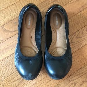 Lands’ End Black Ballet Flat